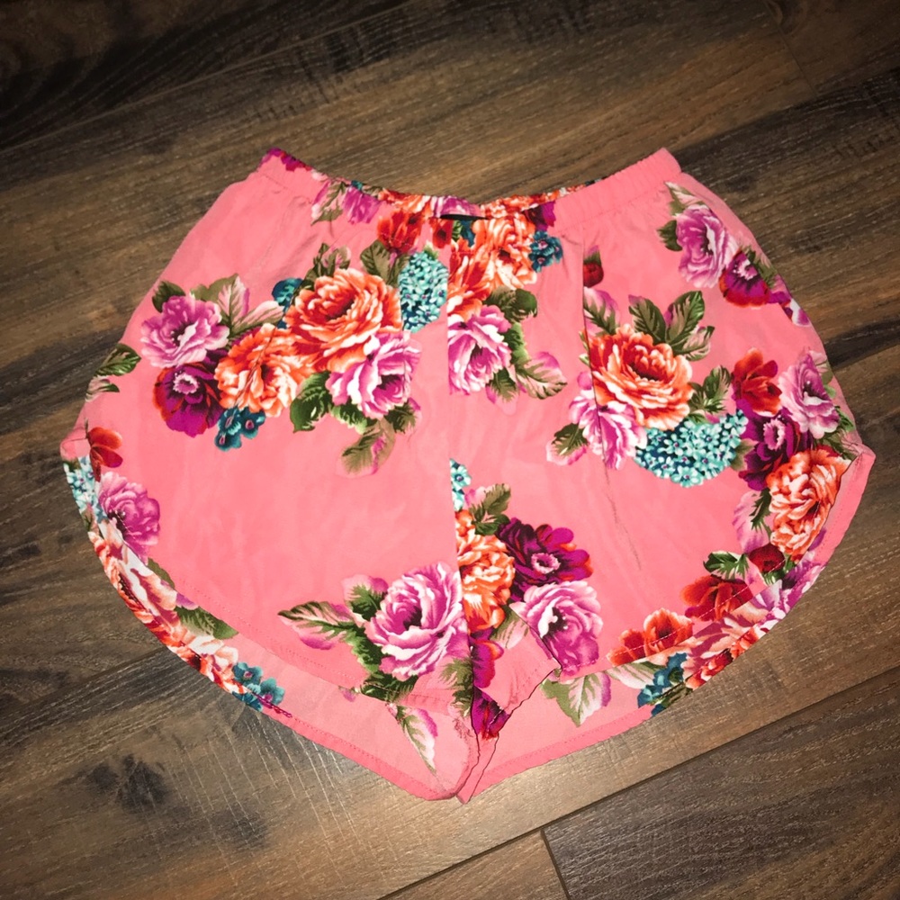 Floral patterned shorts